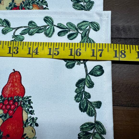 Williamsburg Topiary Fruit French Country Placemats Set 4 Pears Strawberry Lemon - Picture 4 of 7